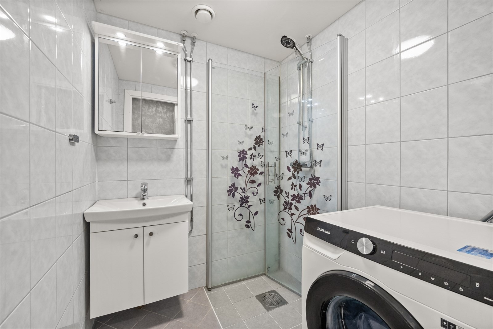 Flislagt bad fra 2014 Galleribilde