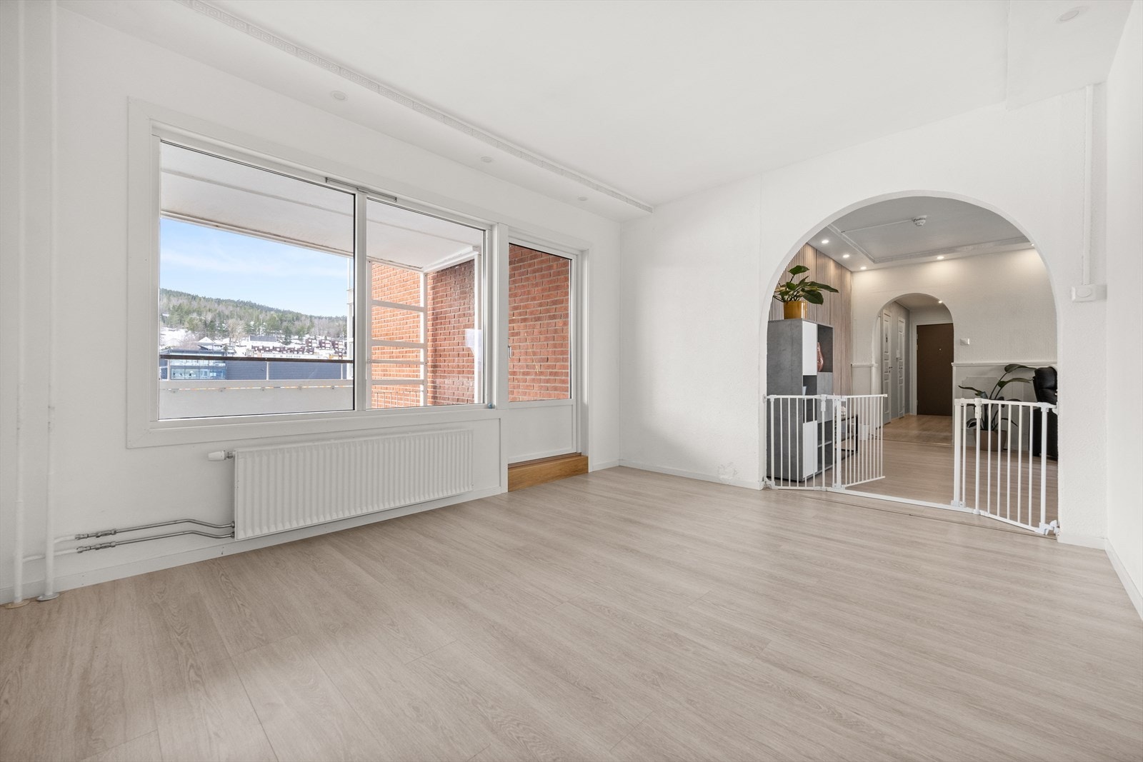 Spisestuen er også romslig Galleribilde