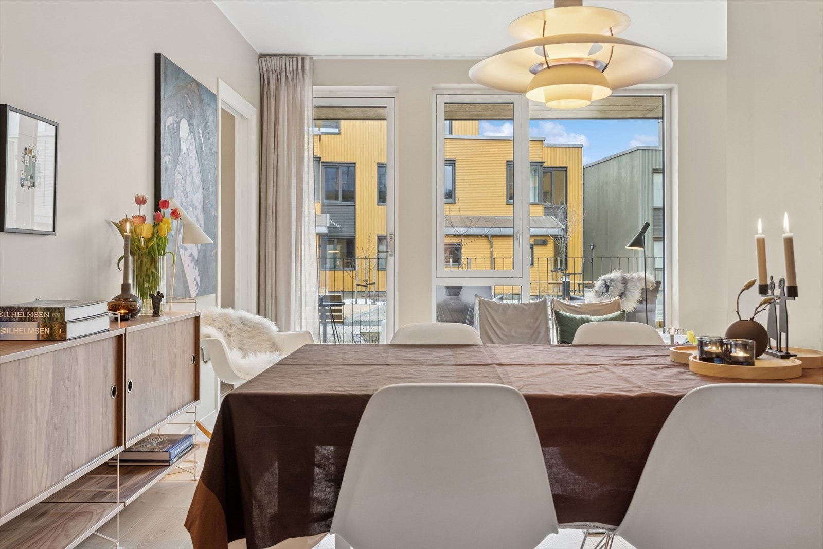 Boligen har balansert ventilasjonsanlegg med varmegjenvinner. Galleribilde