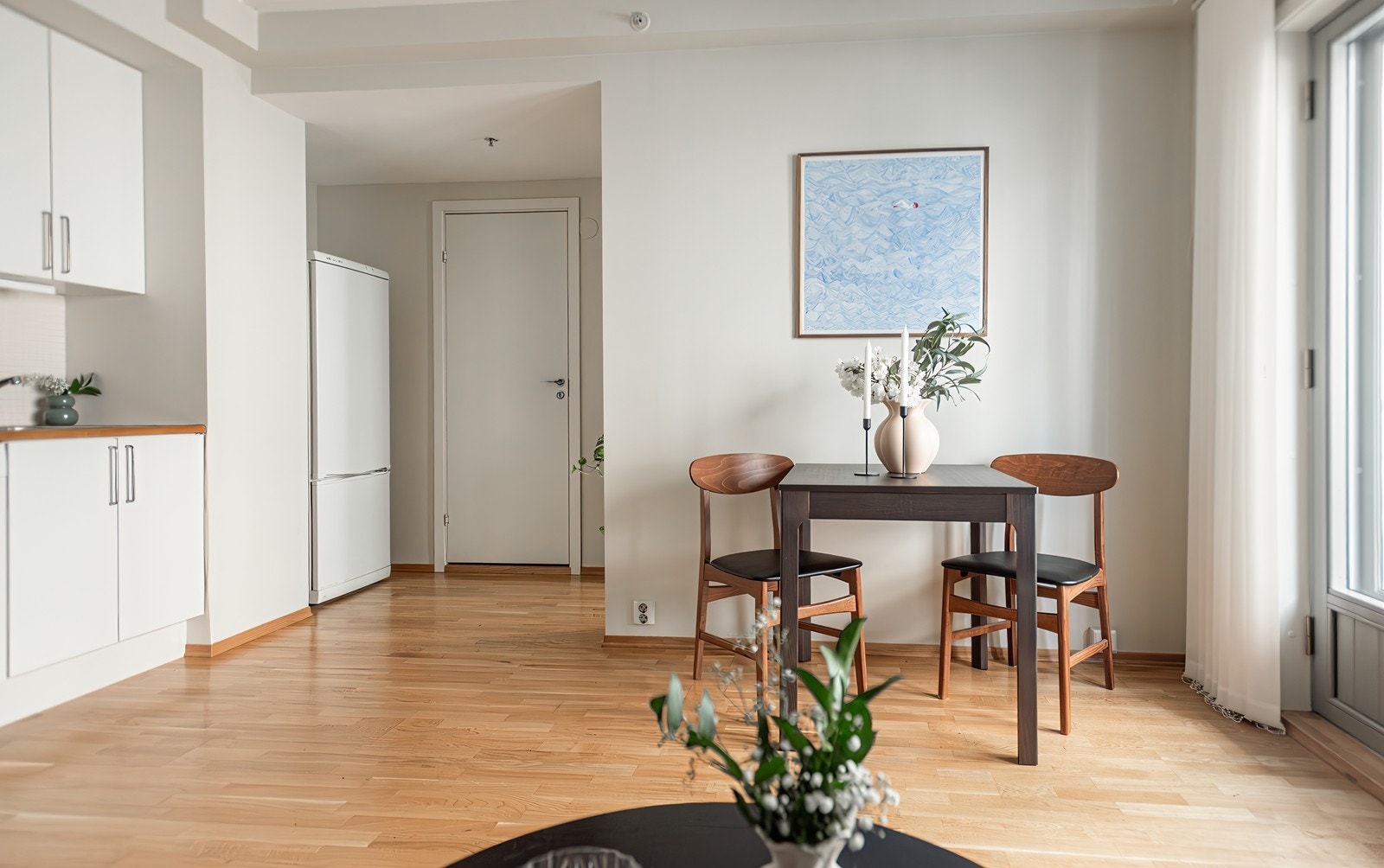 Varmtvann, internett og kabel-tv er inkludert i fellesutgiftene Galleribilde