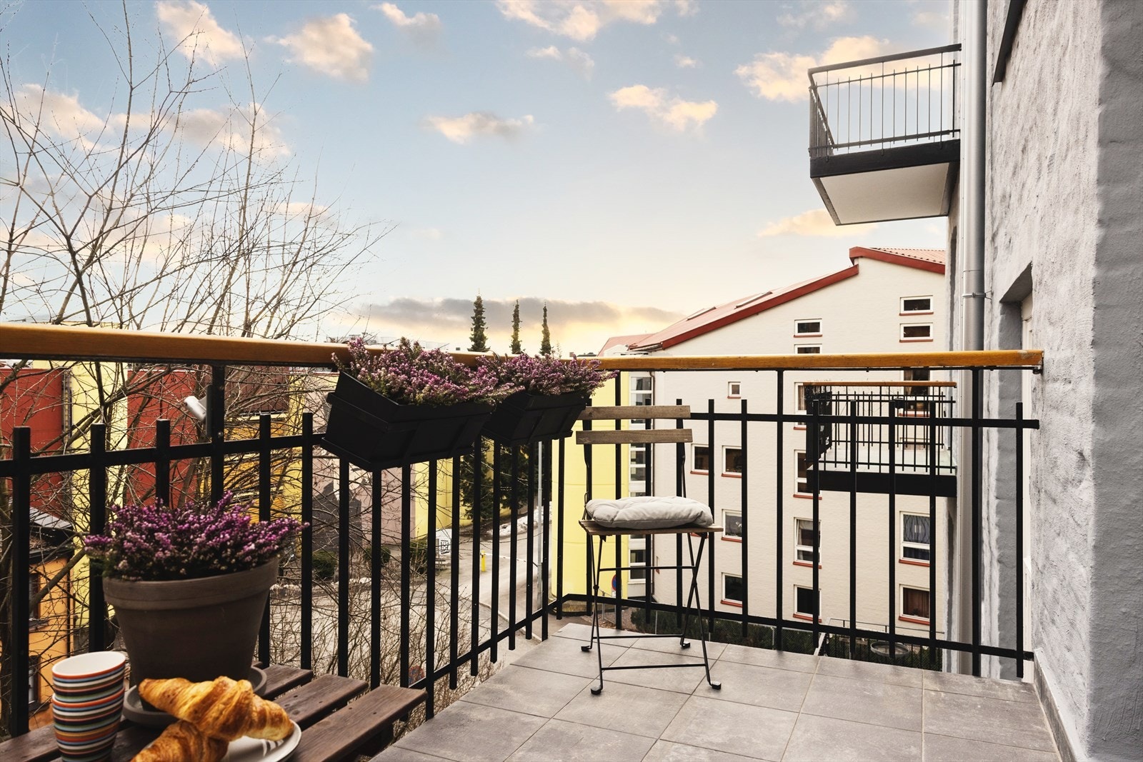 - En lys, gjennomgående og attraktiv 3-roms andelsleilighet med sentral og attraktiv beliggenhet på Øvre Grünerløkka - Galleribilde