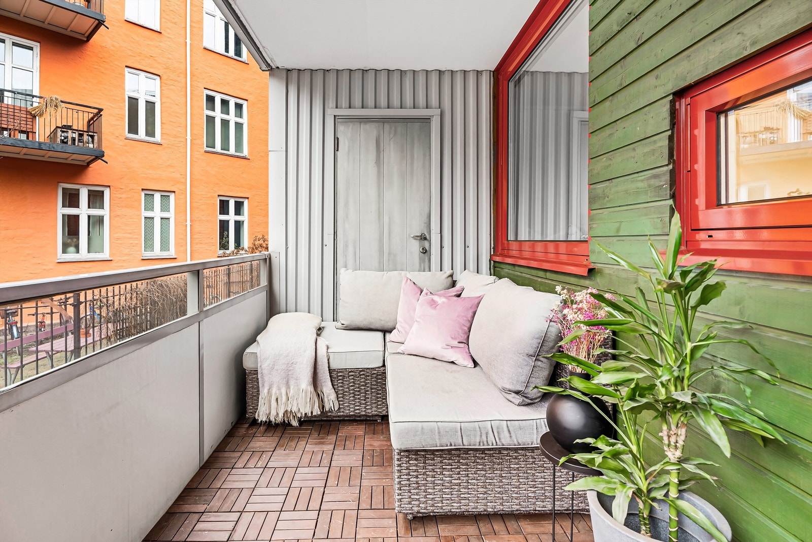 En lys og romslig 2-roms andelsleilighet med stor balkong. Galleribilde