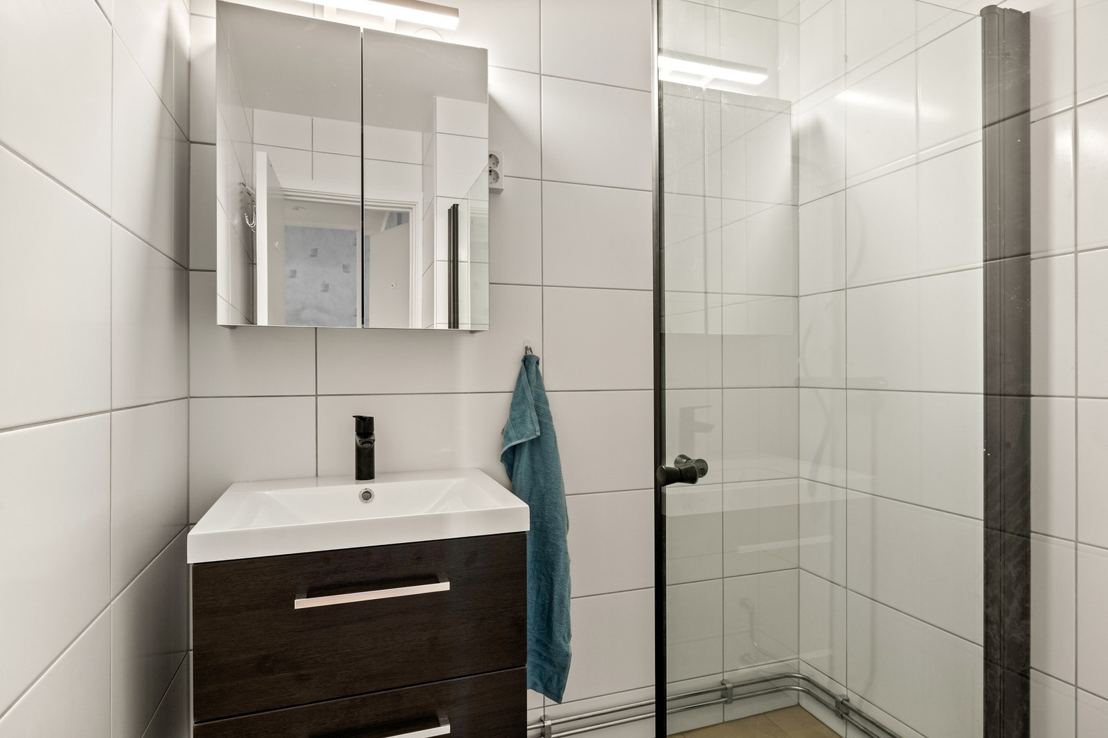 Baderom er nettopp renovert av fagfolk Galleribilde