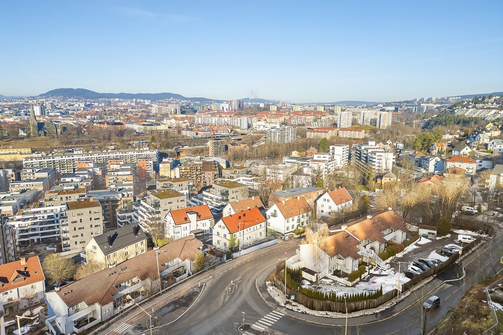 Ekerbergskrenten har flott utsikt over byen, men samtidig nærhet til sentrum. Galleribilde