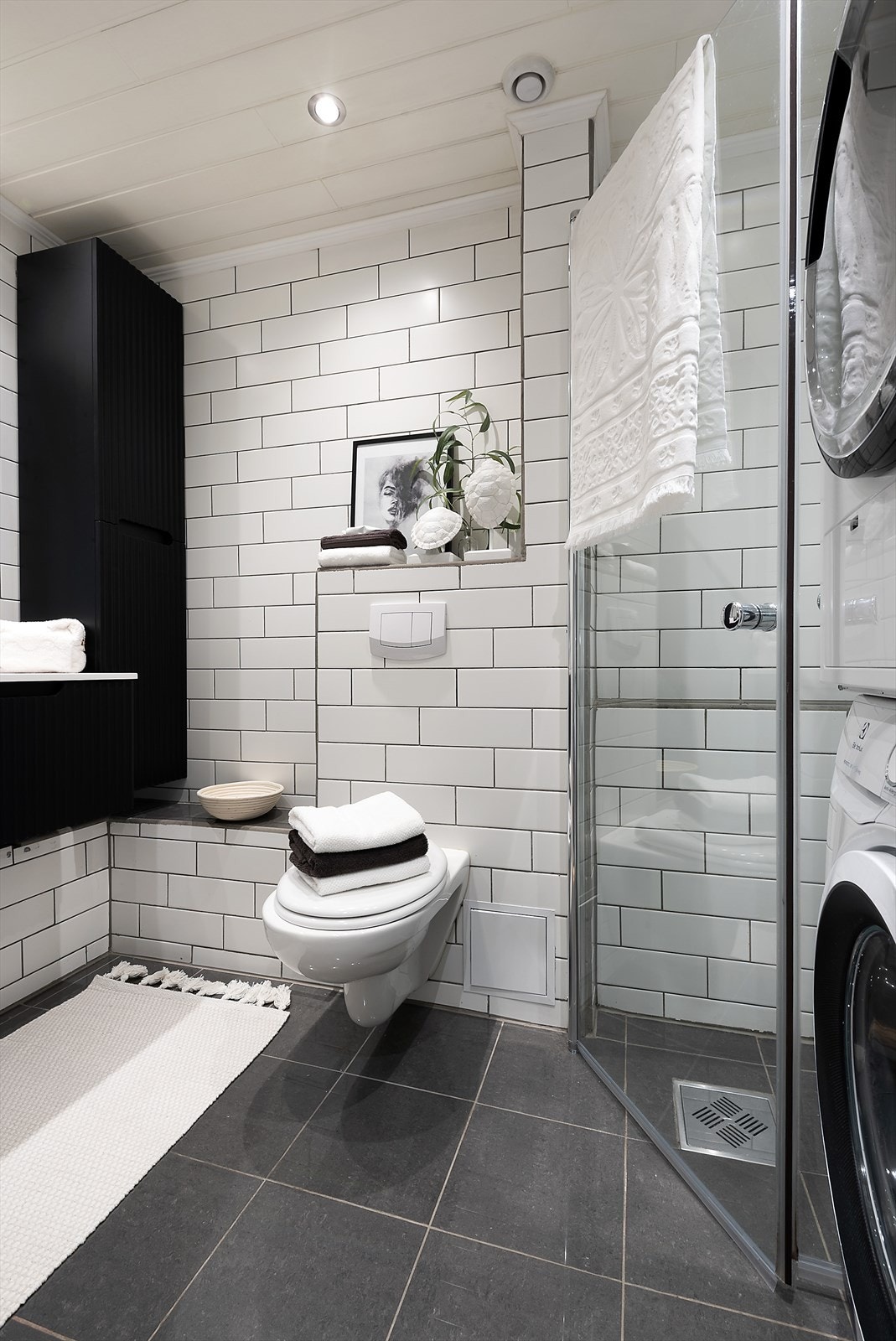 Det er montert elektrisk avtrekksvifte. Galleribilde