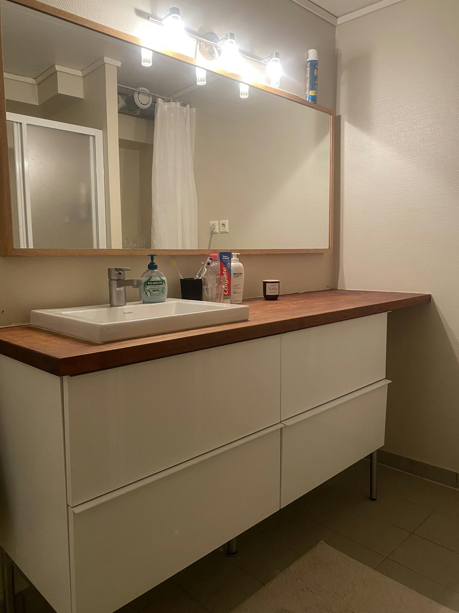 Bad i kjeller Galleribilde