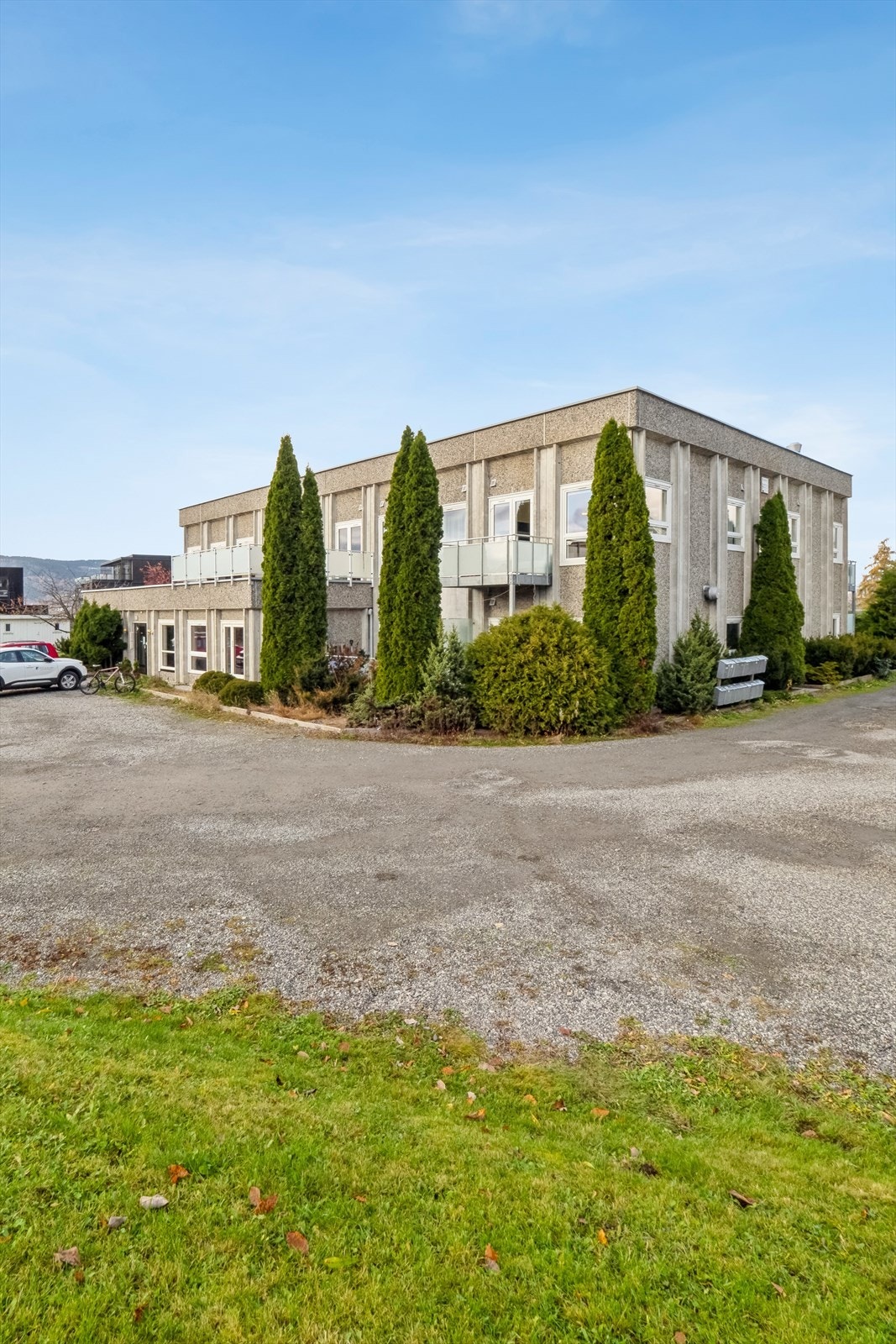 Hjørneleilighet med balkong i 2. etasje Galleribilde