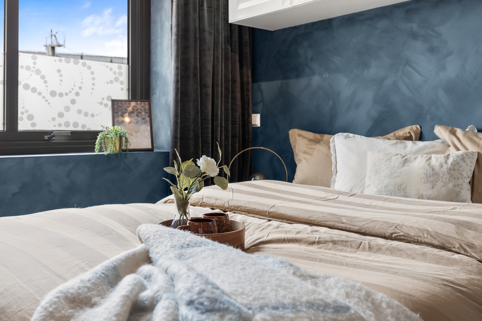 Soverom, detalj Galleribilde