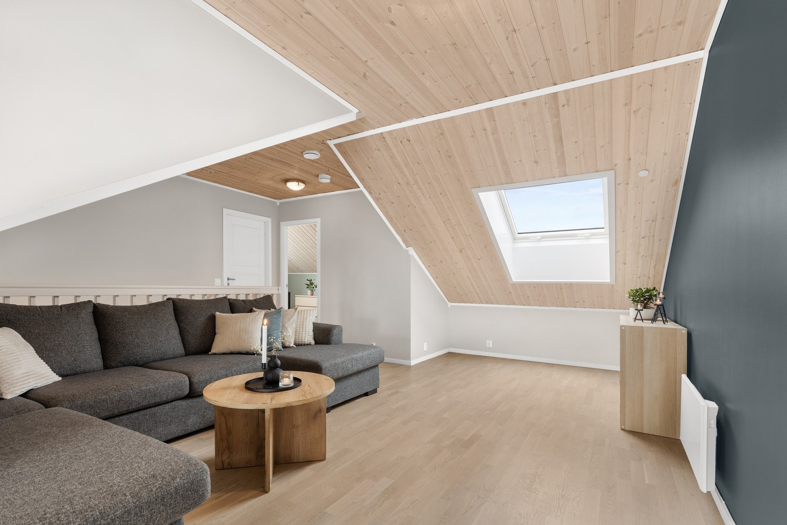 Takvindu gir en lys og god romfølelse Galleribilde