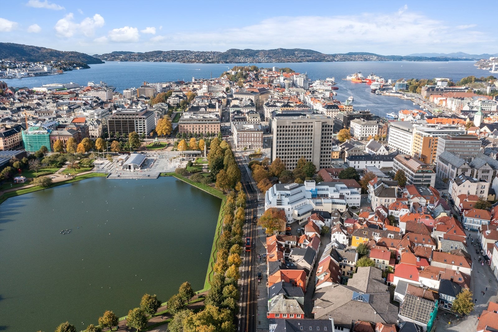 - Dronebilde Byparken Galleribilde