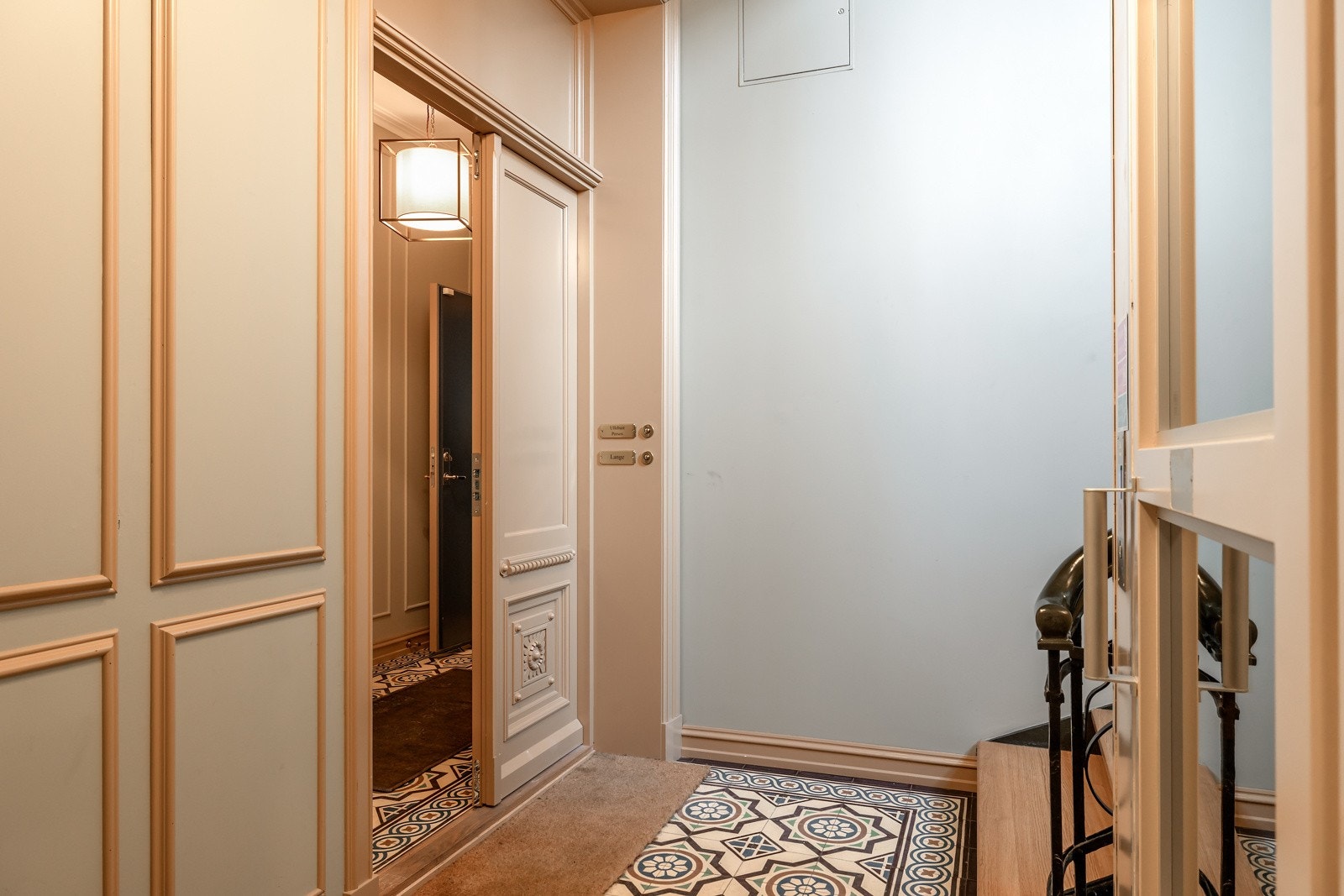 Entré Galleribilde