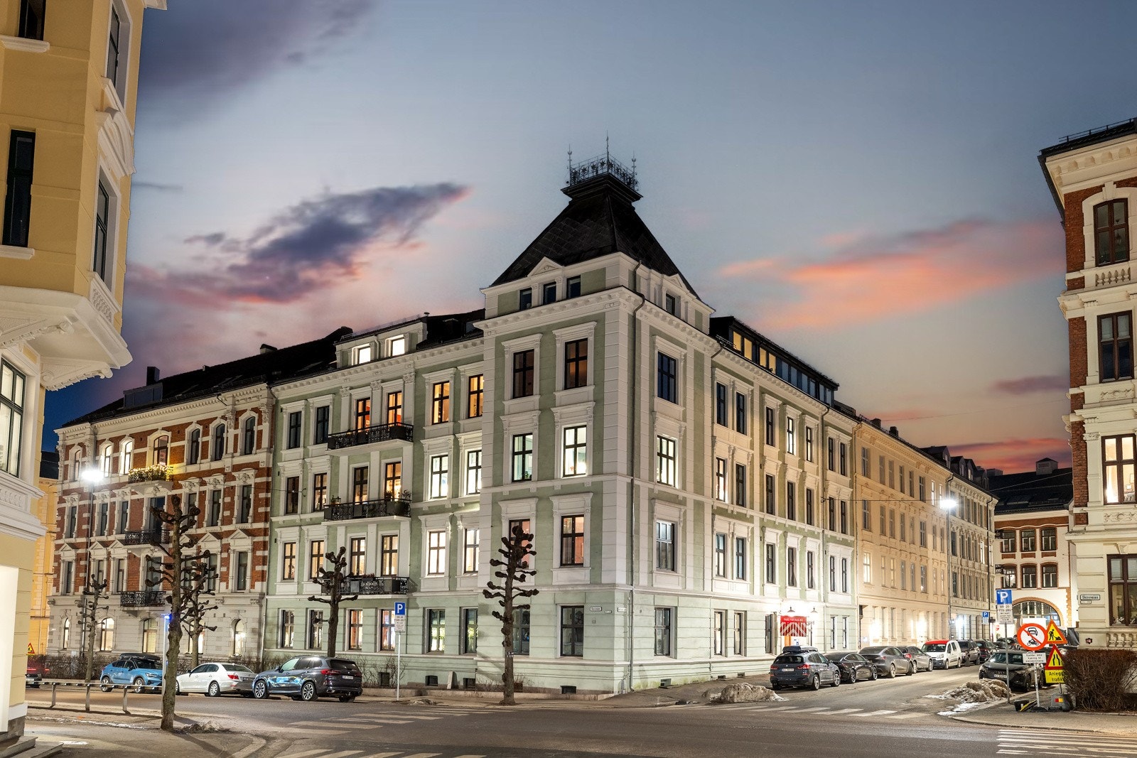 Leiligheten ligger i en klassisk bygård med et veldrevet sameie. Galleribilde