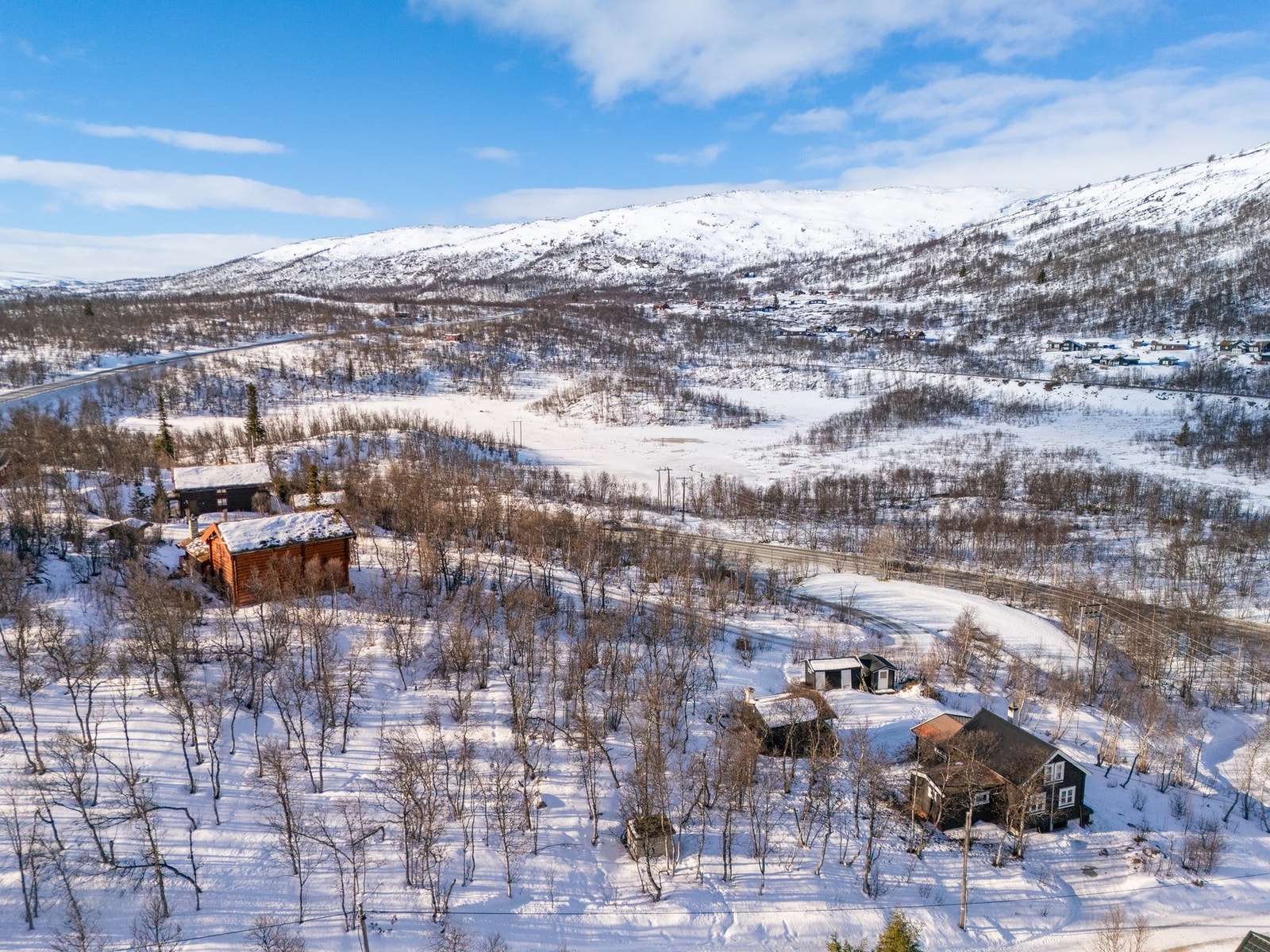 Her har dere fine turmuligheter rett utenfor døren sommer som vinter. Galleribilde