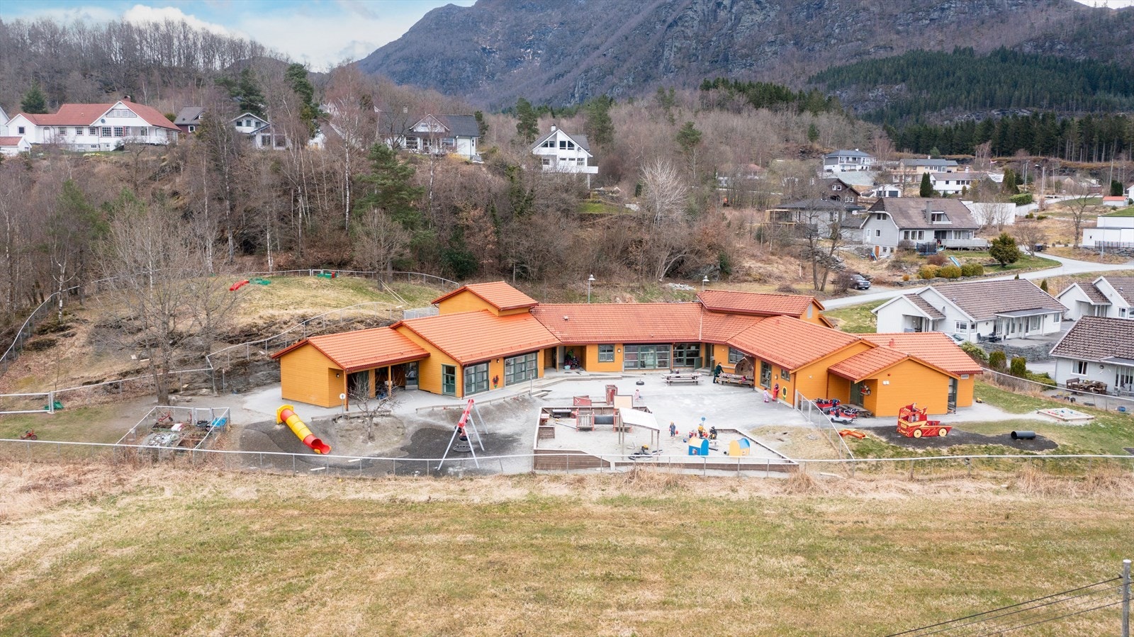 Gangavstand: Nedstrand Barnehage Galleribilde