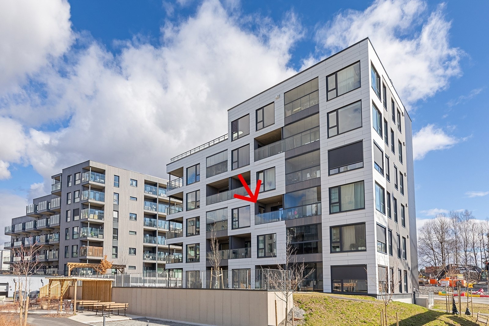 Leiligheten ligger fint til i bygget. Galleribilde