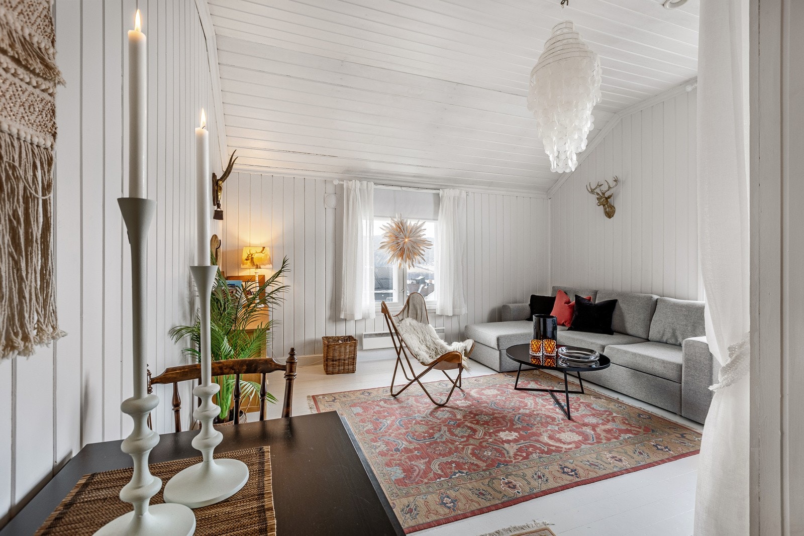 Innbydende stue i hybeldelen Galleribilde