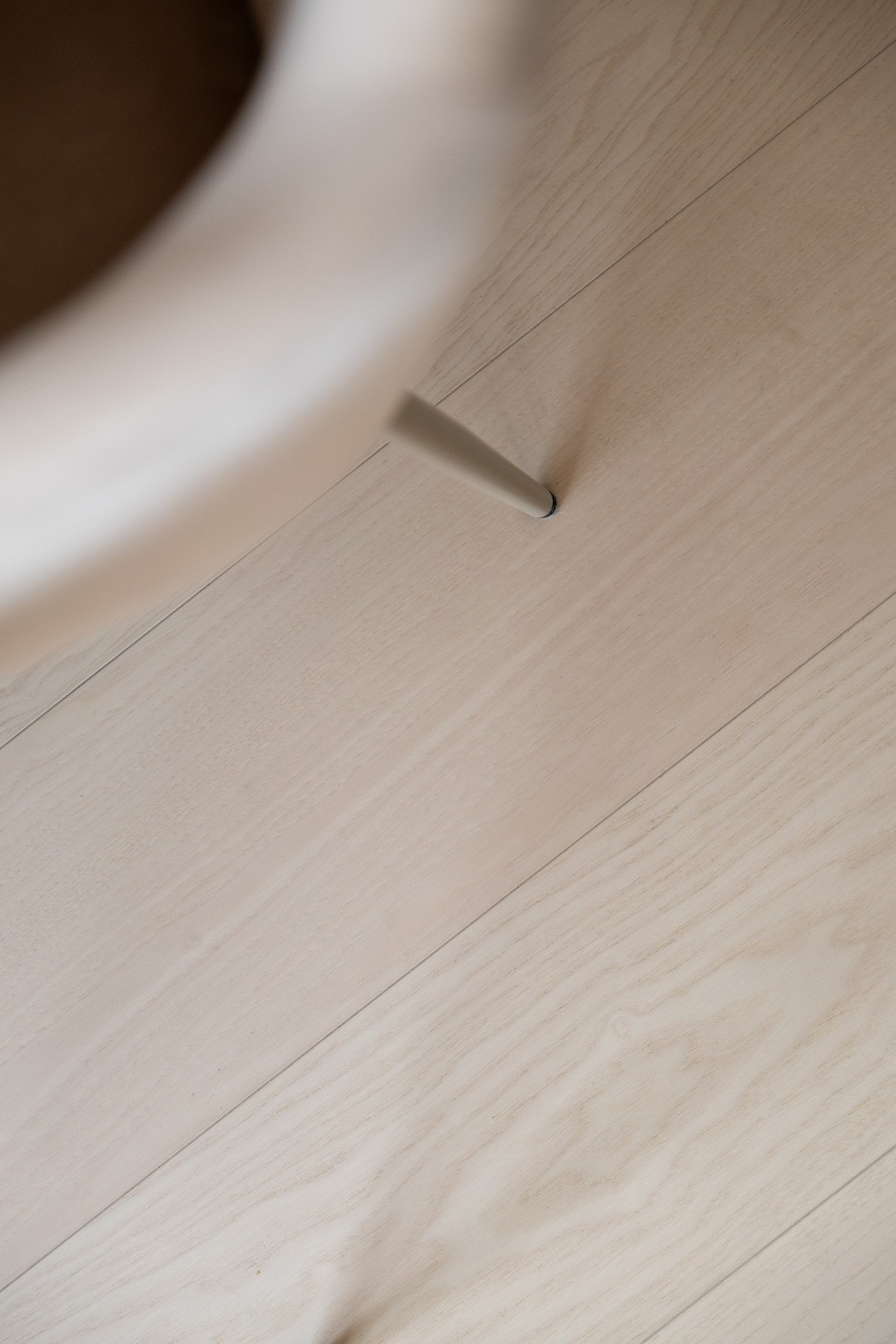 Leiligheten er belagt med en-stavs kvalitets eikeparkett. Galleribilde