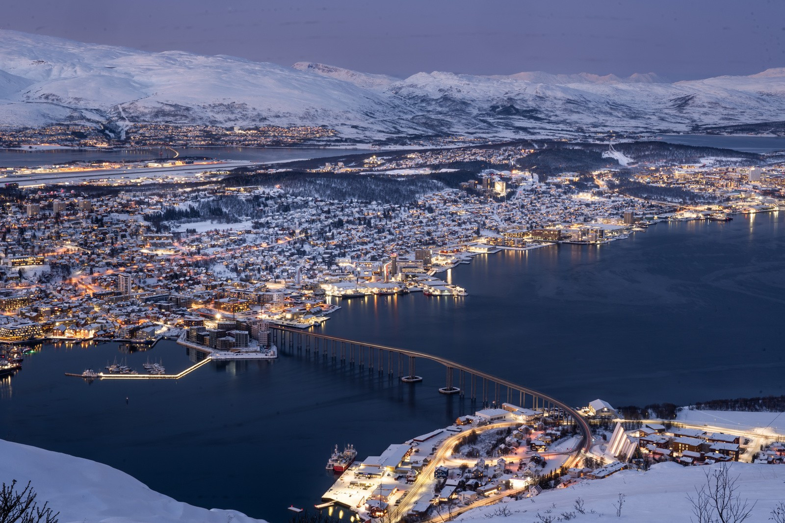 Reinen og Tromsdalen byr på herlige turområder med Fjellheisen og Sherpatrappa i spissen.