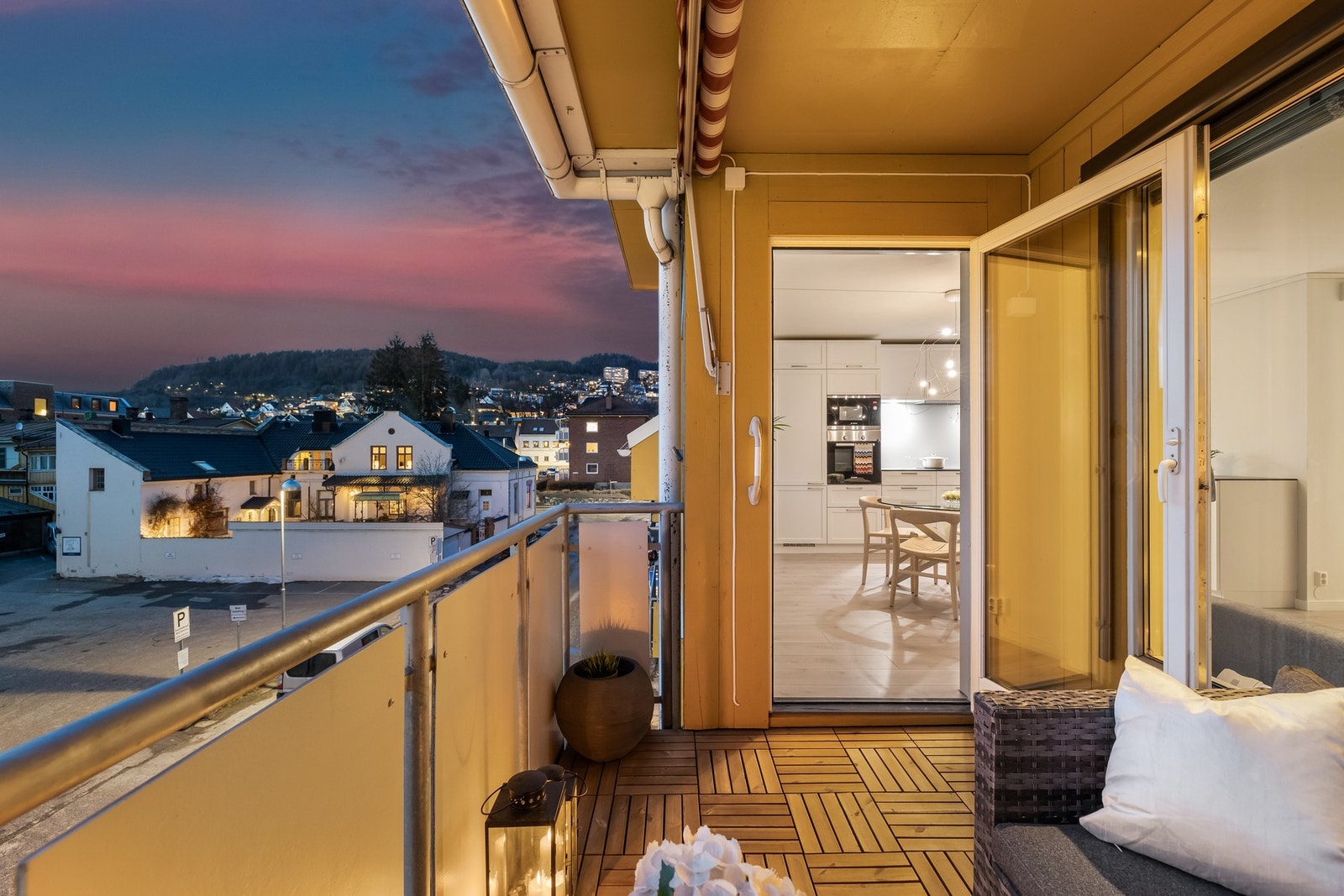 Her kan man nye lange sommerkvelder Galleribilde