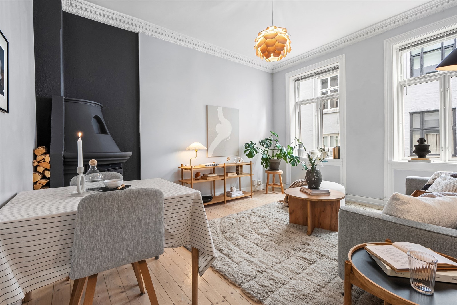 Velkommen til Bjerregaards gate 66B. Presentert av Marius Iversen v. Eiendomsmegler Krogsveen Galleribilde