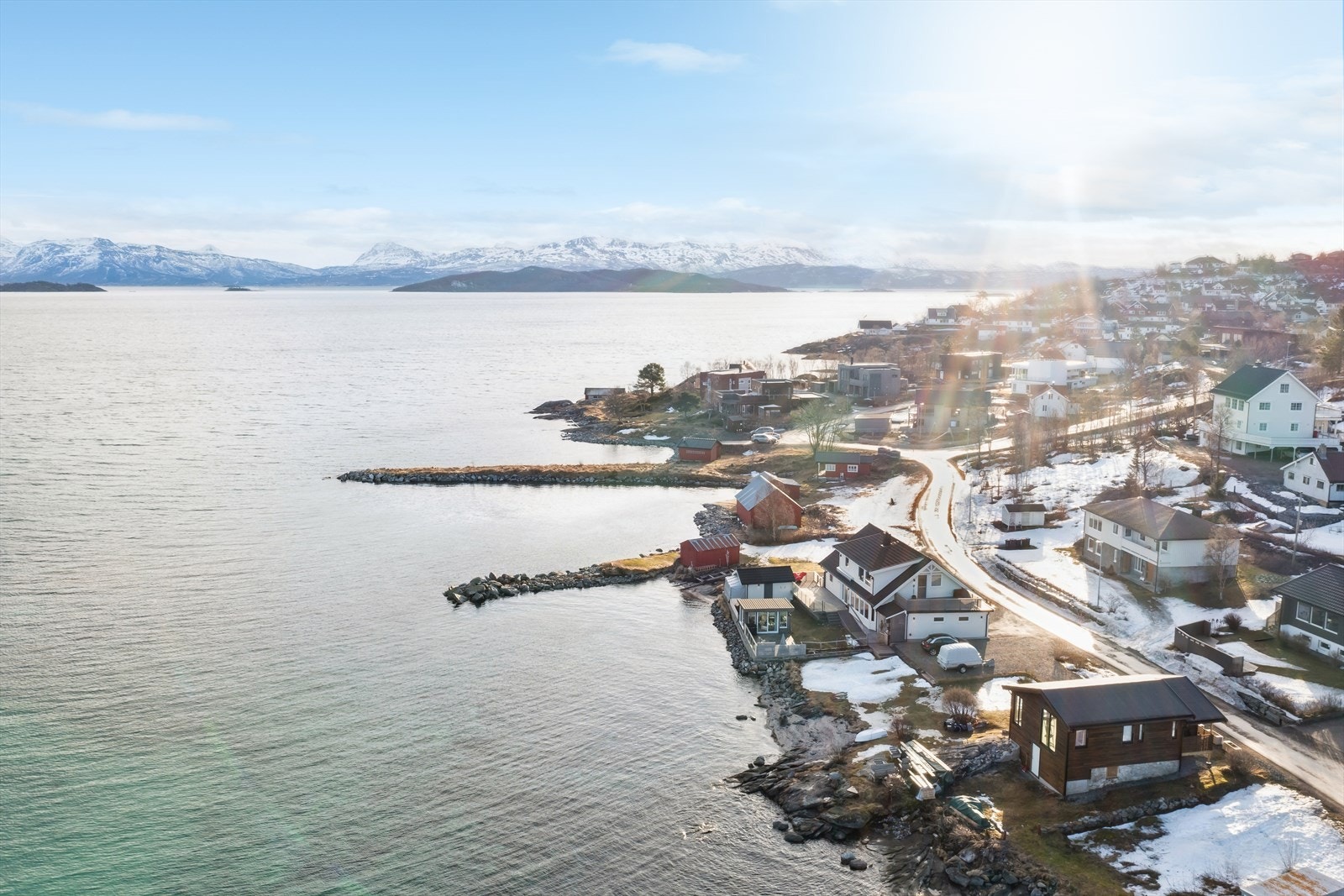 Fantastiske tur- og rekreasjonsmuligheter i området, både sommer som vinter. Galleribilde