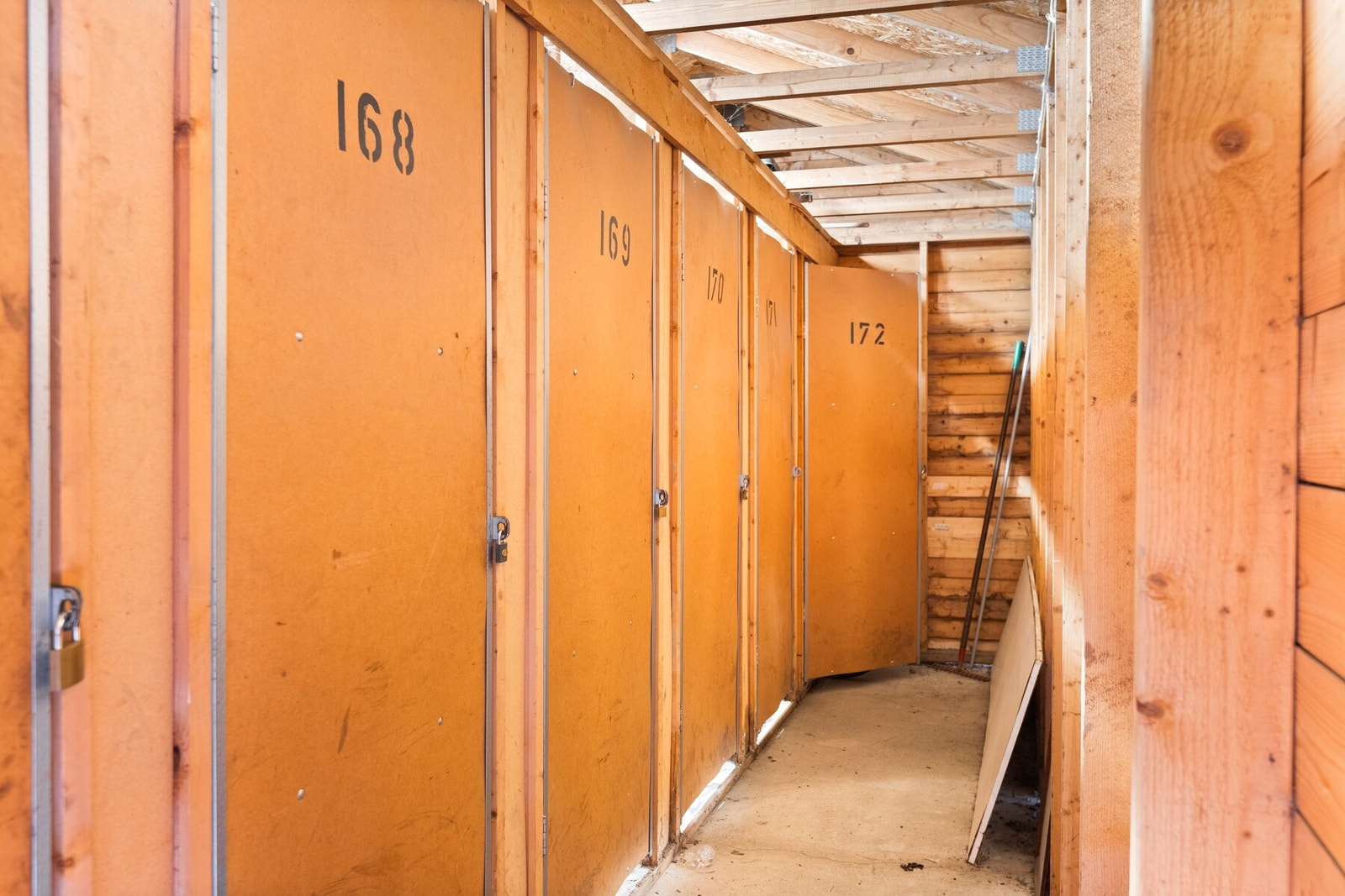 Bod i felles bodområde på 2 kvm (nr. 169) Galleribilde