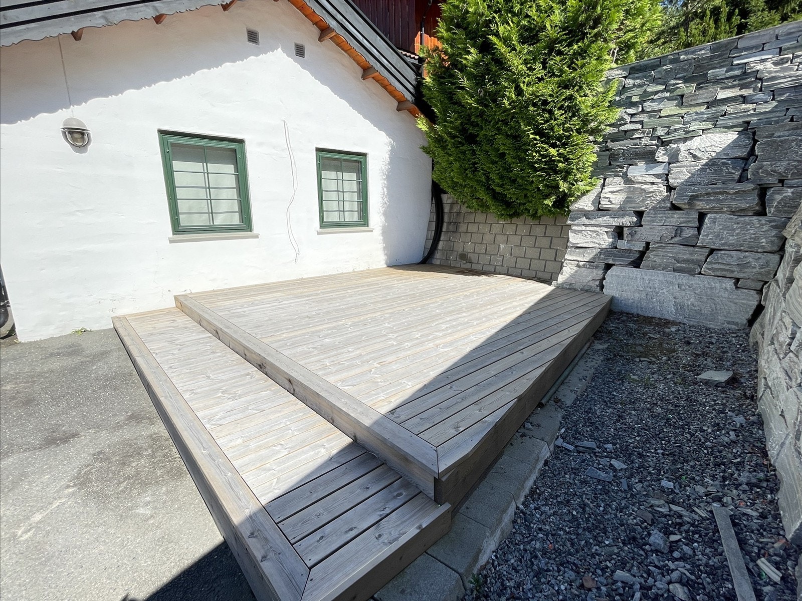 Terrasse tilknyttet utleiedelen Galleribilde