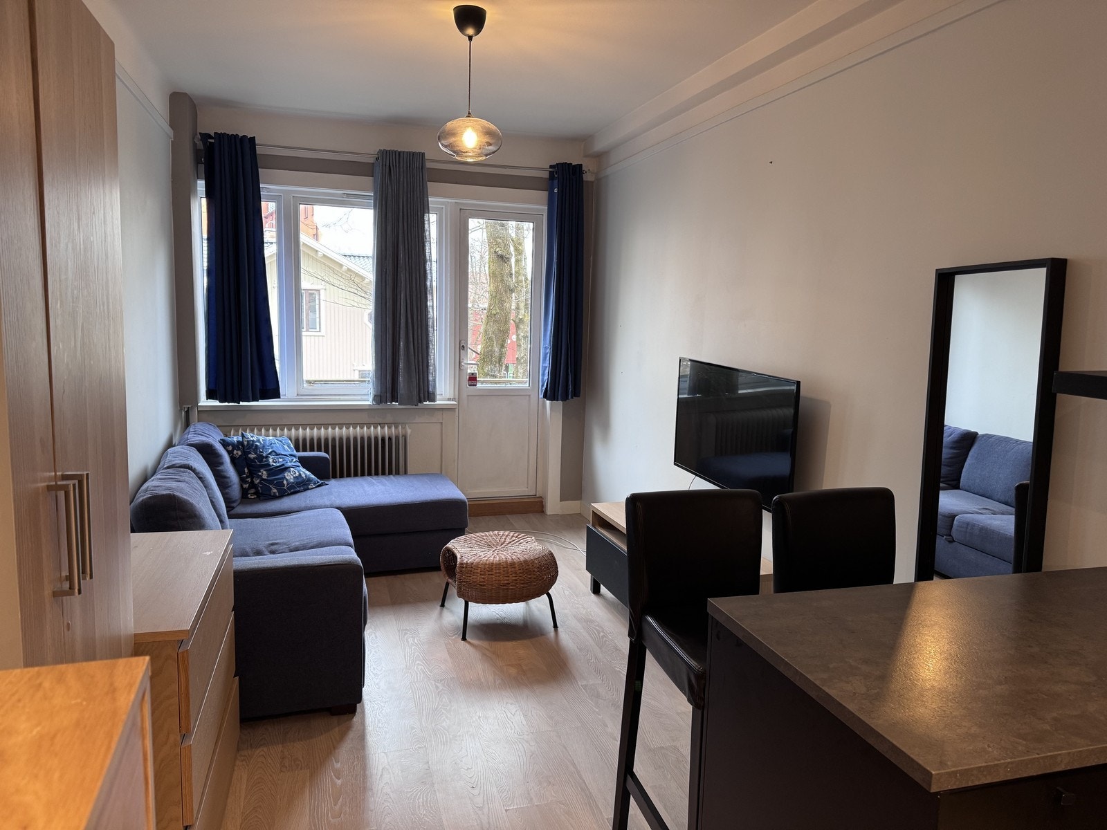 Perfekt beliggenhet for den som ønsker å bo rolig, men sentralt og med nærhet til alt. Galleribilde