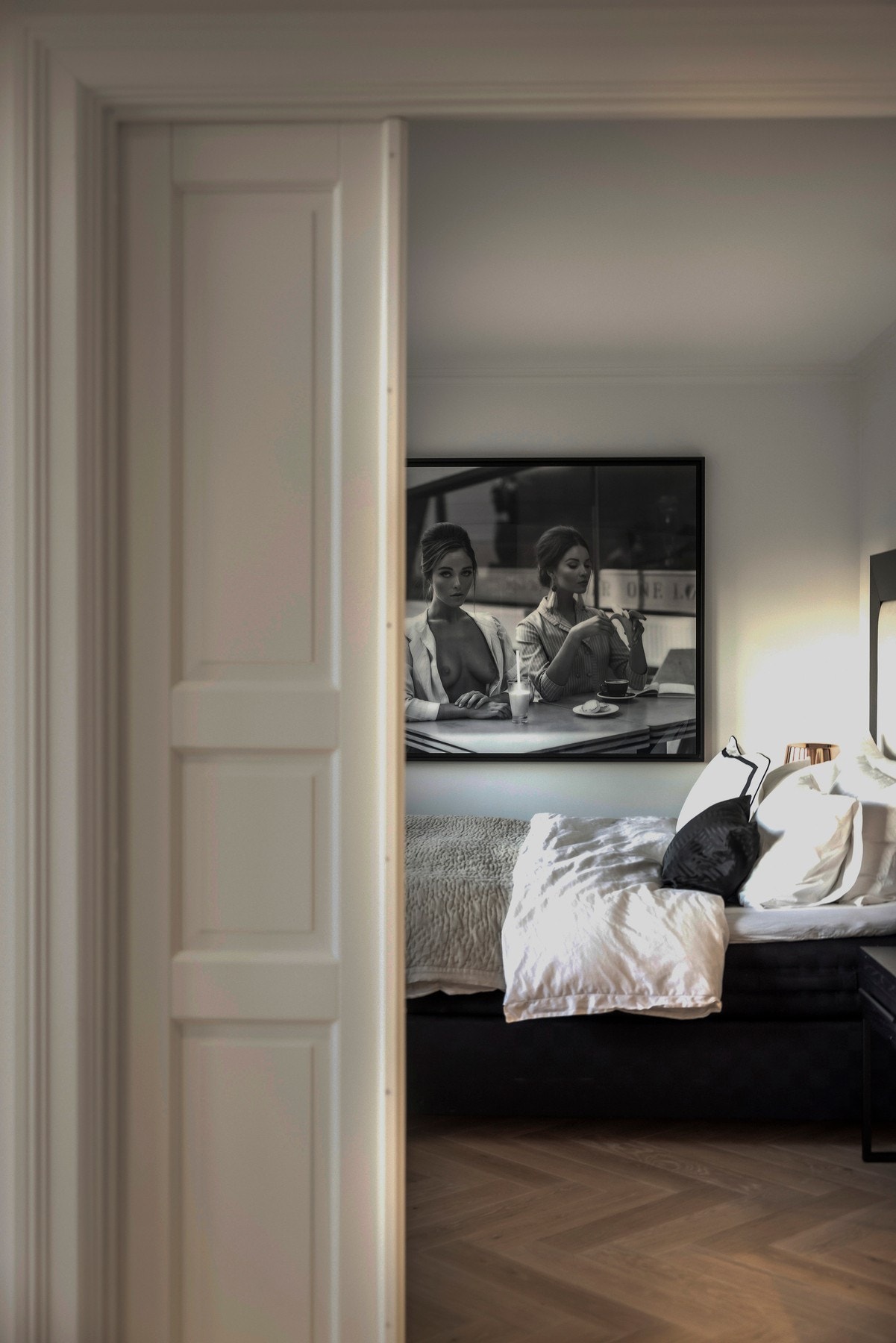 Leiligheten har fire luftige soverom i niende etasje, samtlige med vakker utsikt. Galleribilde