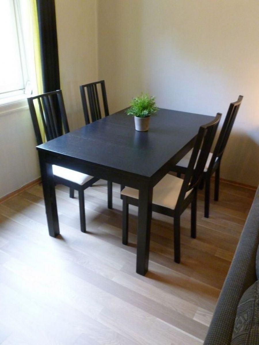 Spisegruppe. Galleribilde