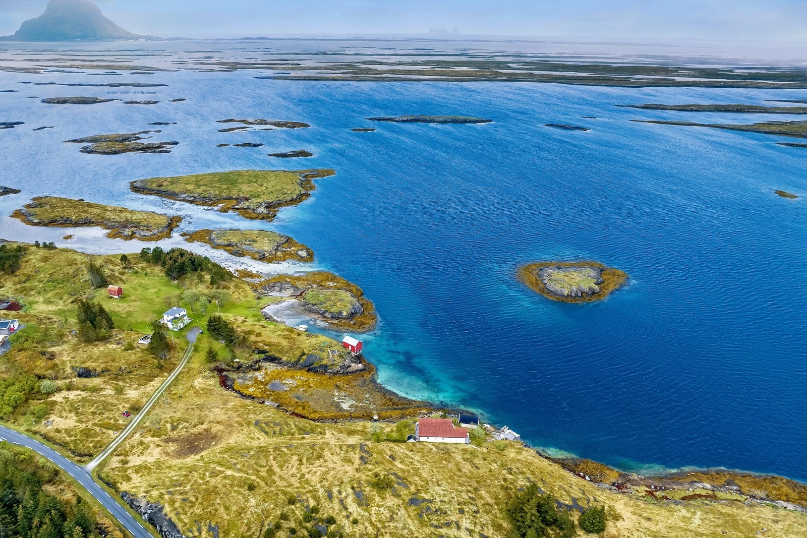 Det finnes flere sandstrender i området, Galleribilde