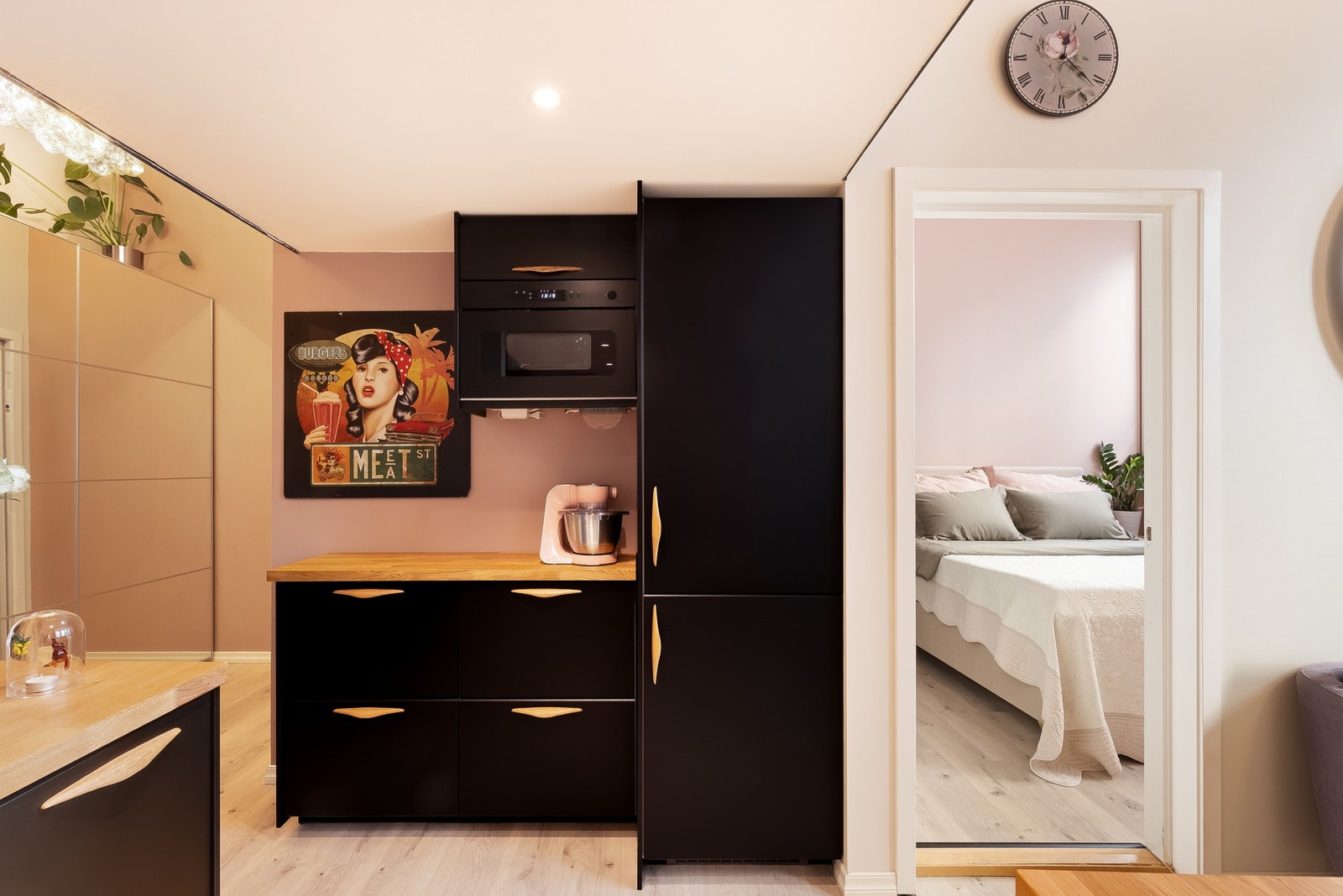 Integrerte hvitevarer medfølger ved salg. Galleribilde