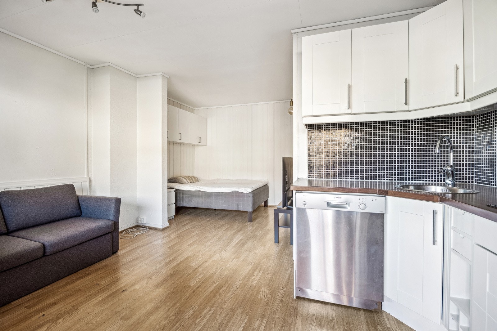 Lys og fin leilighet med åpen planløsning - perfekt for bylivet i Trondheim. Galleribilde