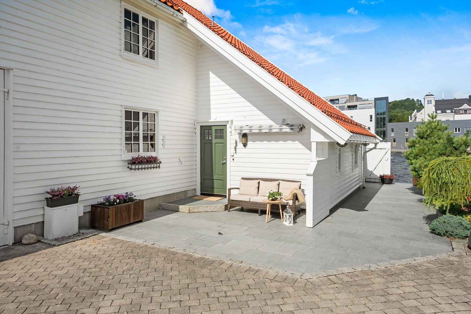 Hyggelig inngangsparti Galleribilde