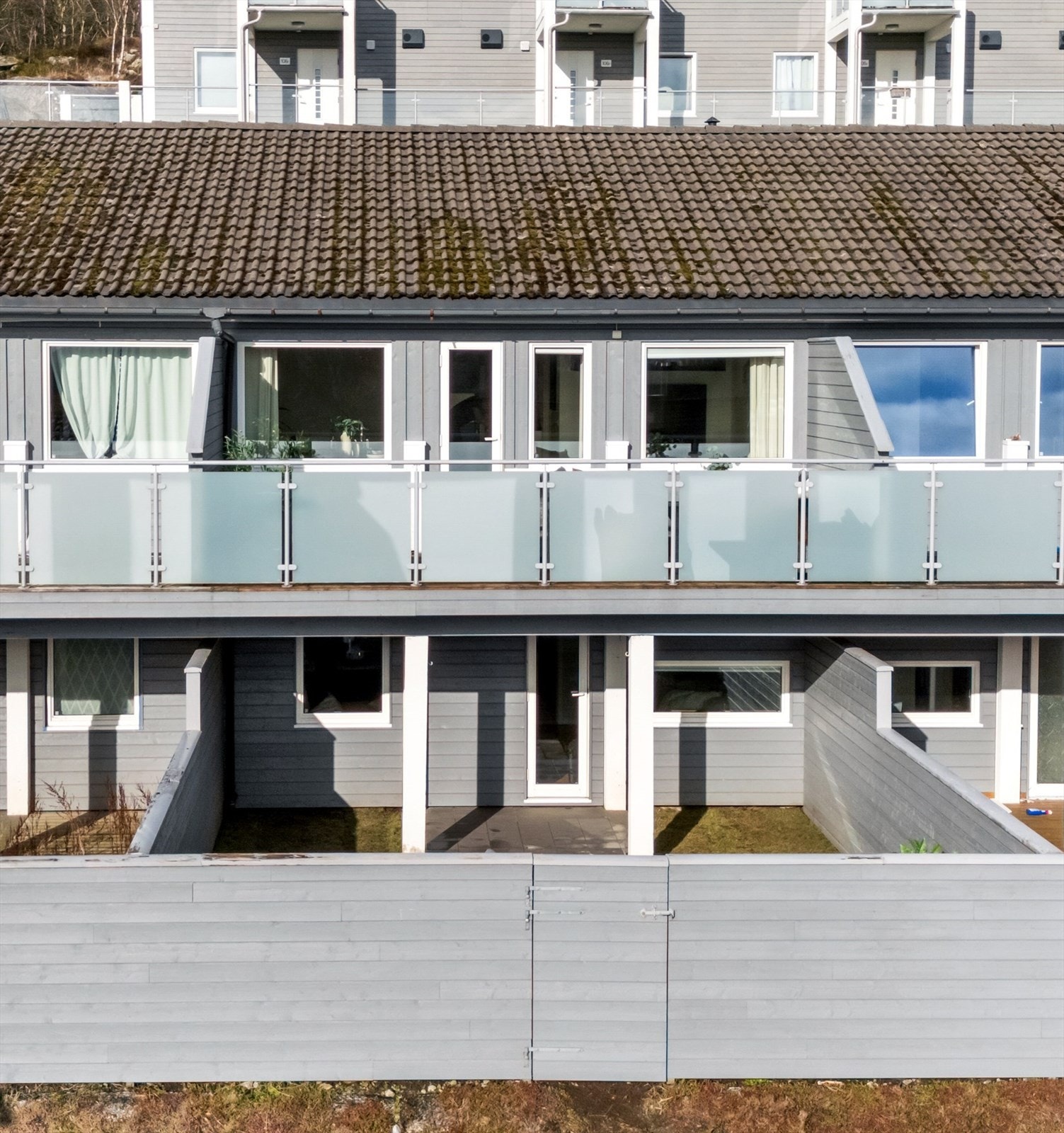 Boligen ligger i et meget barnevennlig og populært boligområde. Galleribilde