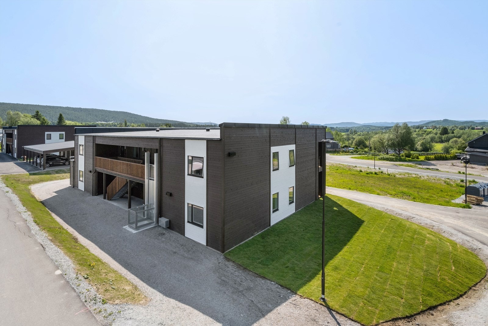 Leiligheten er del av leilighet i Reinbakkan borettslag og ble ferdigstilt medio 2023. Galleribilde