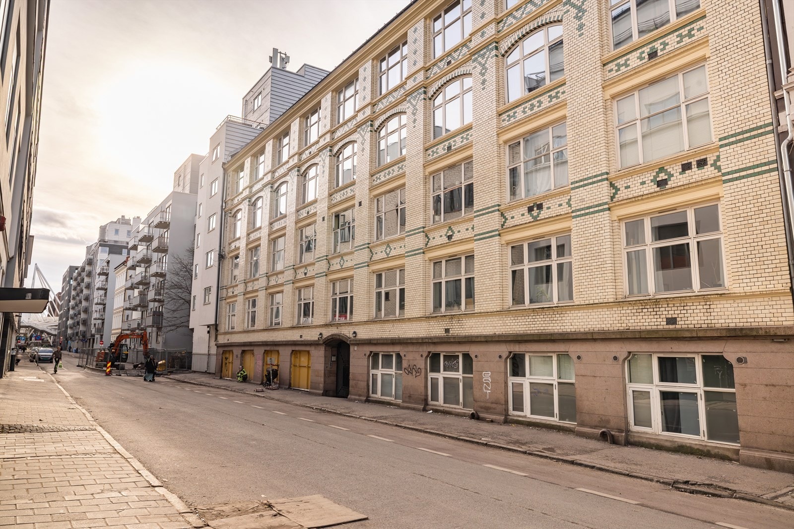 Fra boligen er det gangavstand til bl.a. Bjørvika, Sørenga og sentrum. Galleribilde