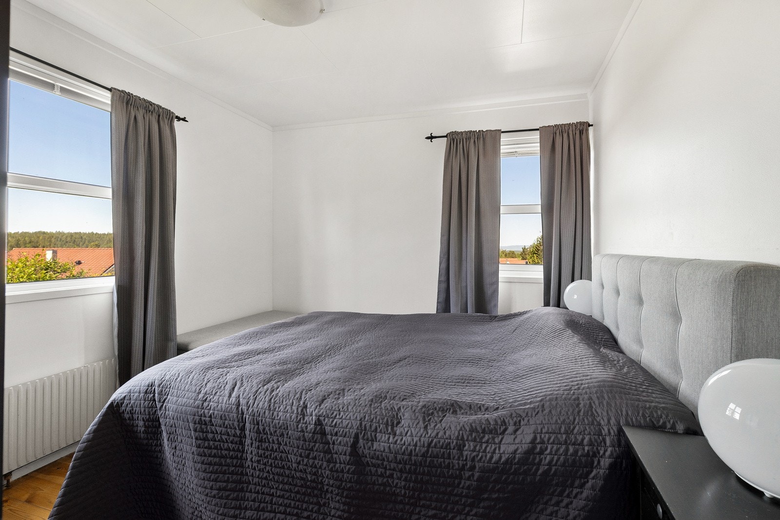 Boligen har 3 gode soverom, familievennlig plassert på samme plan Galleribilde