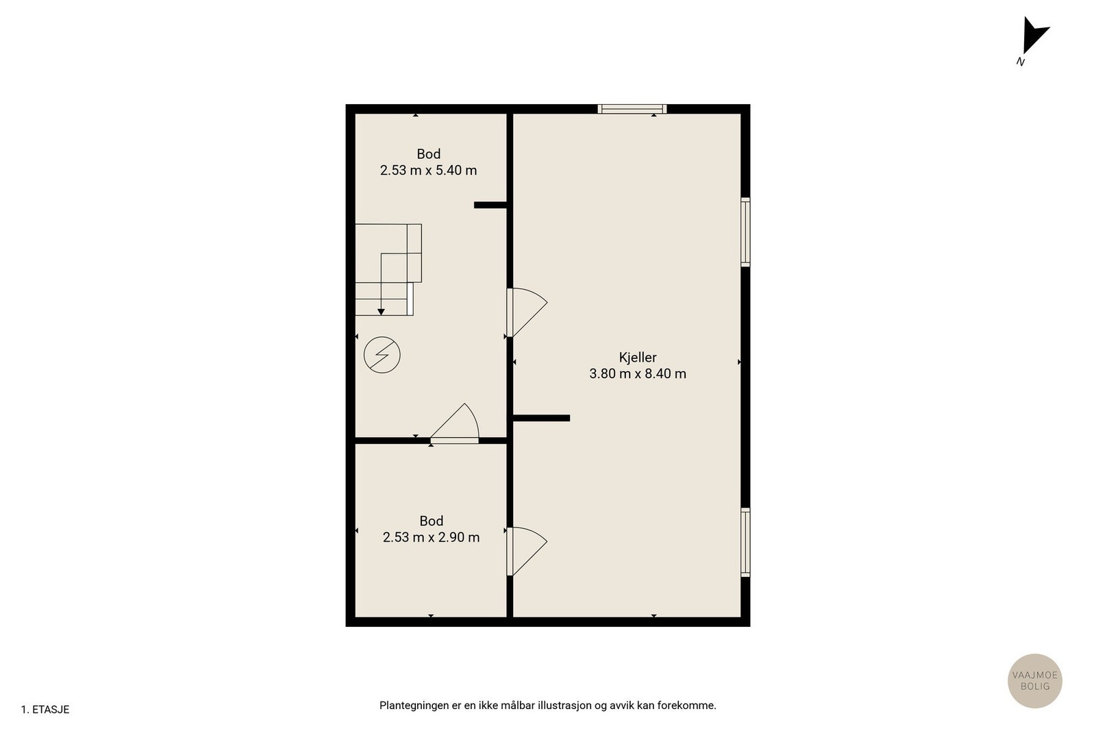 I kjelleren har du gode lagringsmuligheter i flere boder Galleribilde