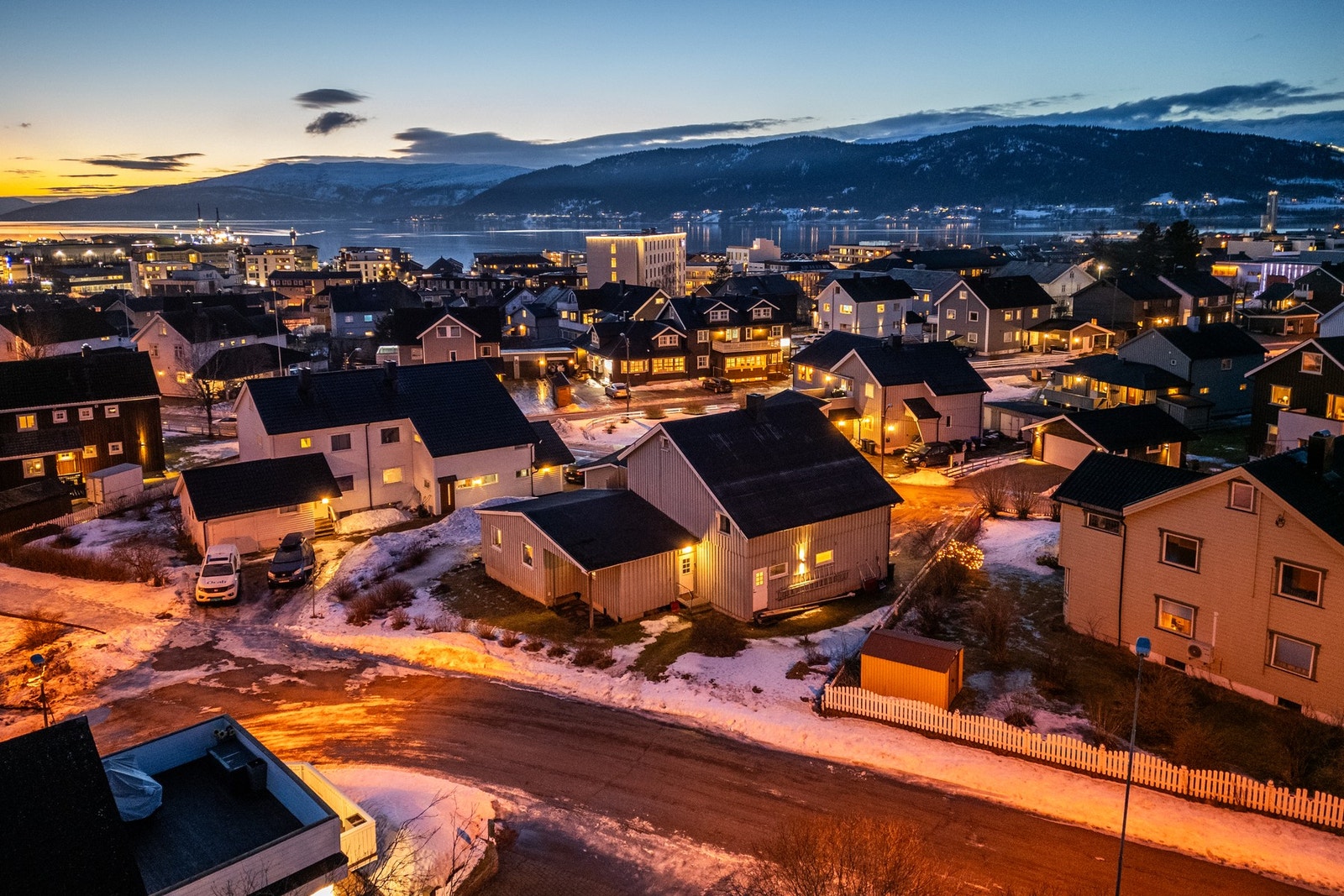 En enebolig med sentrumsnær beliggenhet og utleie del Galleribilde