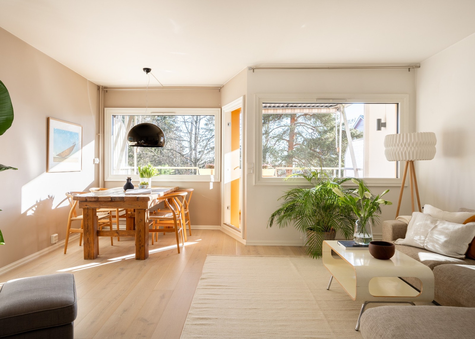 Oppsaltoppen 14C presenteres av EIE eiendomsmegling ved Helene Antone Norstrøm. Galleribilde