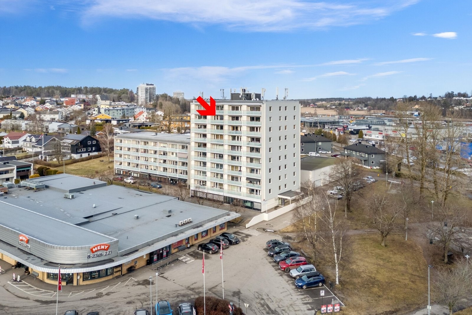 Velkommen til denne flotte utsiktsleiligheten med gåavstand til alt! Galleribilde