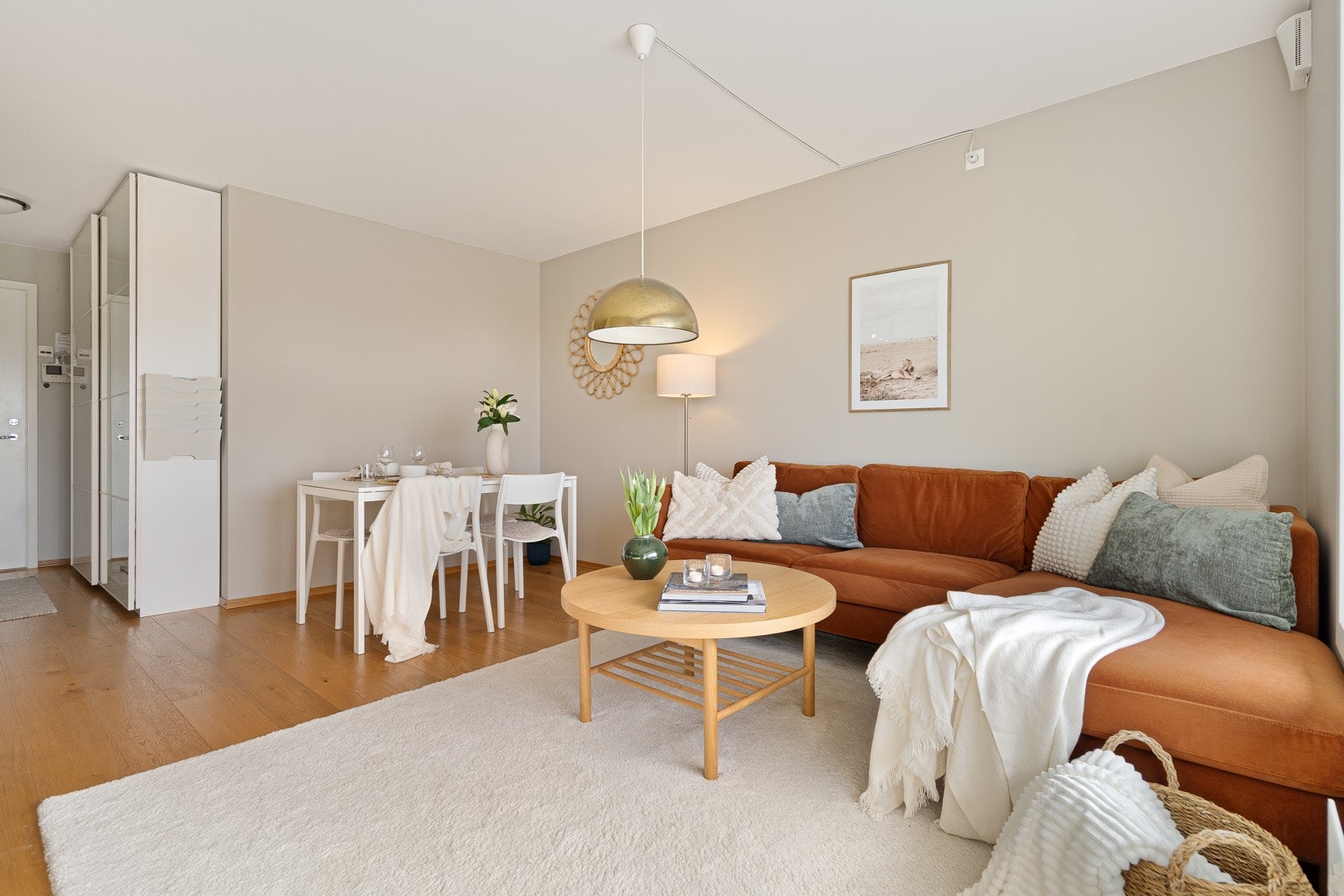 Her vil du trives Galleribilde