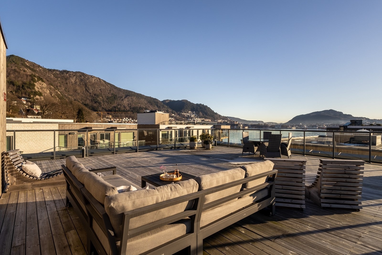 Sameiet er et av få i området som kan skilte med felles takterrasse. Galleribilde