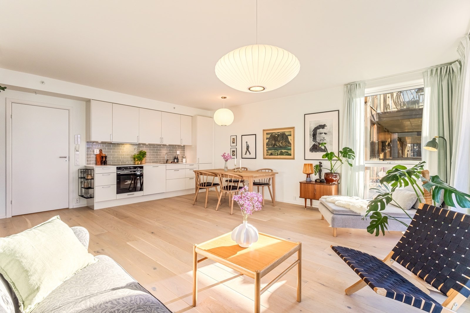 Velkommen til Nyhavn 6A - presentert av Eiendomsmegler Vest v. Camilla Sørensen. Galleribilde