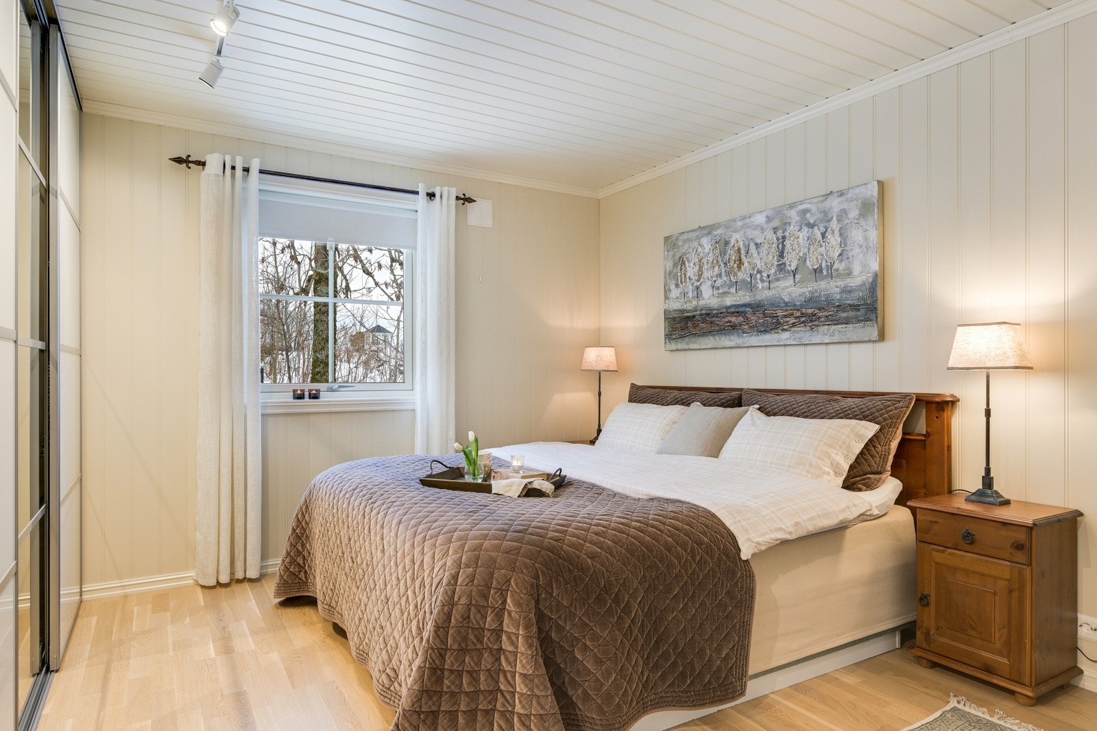 Også her stor garderobeløsning Galleribilde