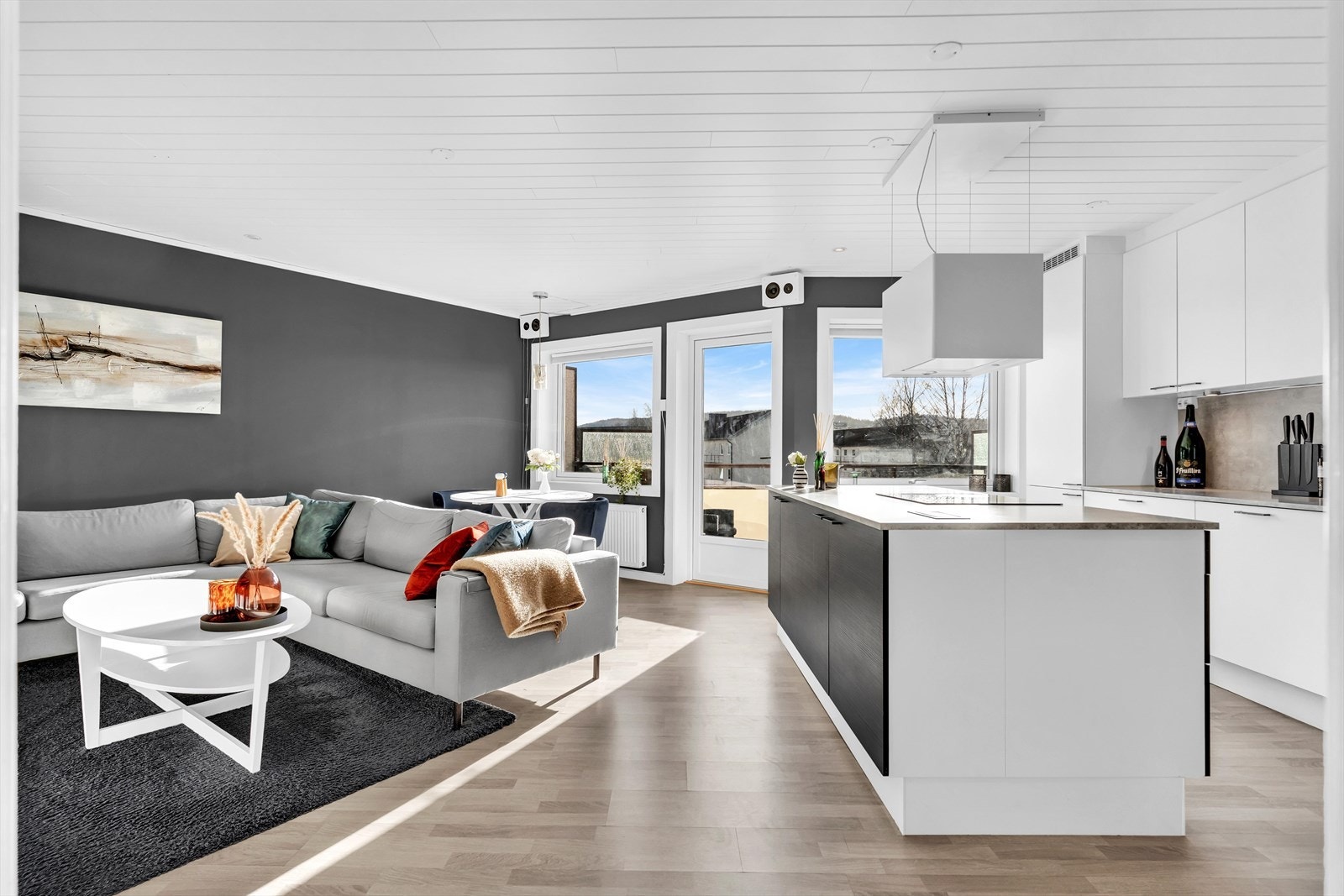 Velkommen til Alexander Kiellands gate 18E, presentert av Kenneth Andreassen i Nordvik! Galleribilde