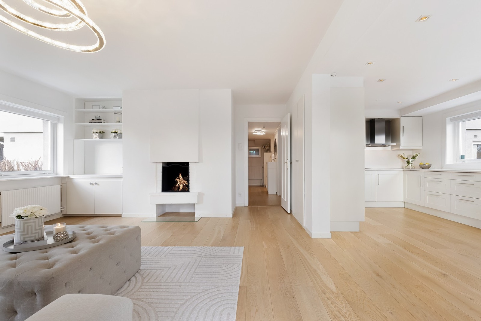 Fyring, varmtvann, samt tv og internett er inkludert i felleskostnadene. Galleribilde