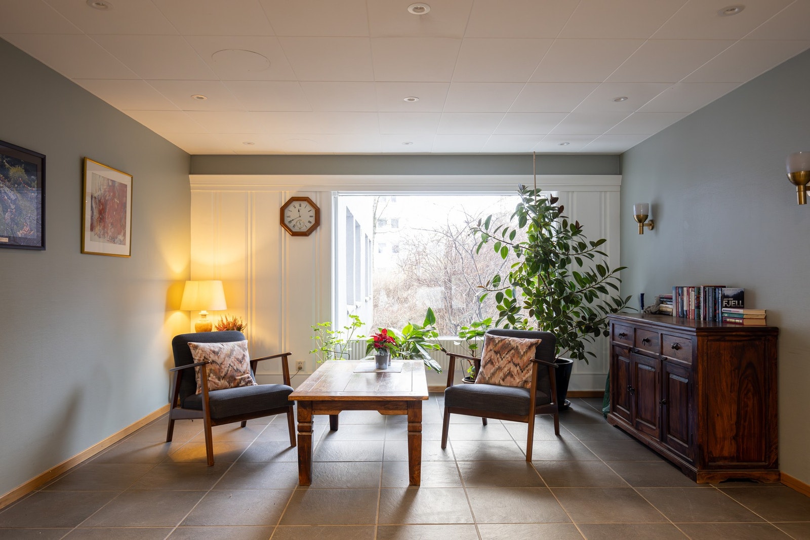 Hyggelig fellesareal i sameiet. Galleribilde