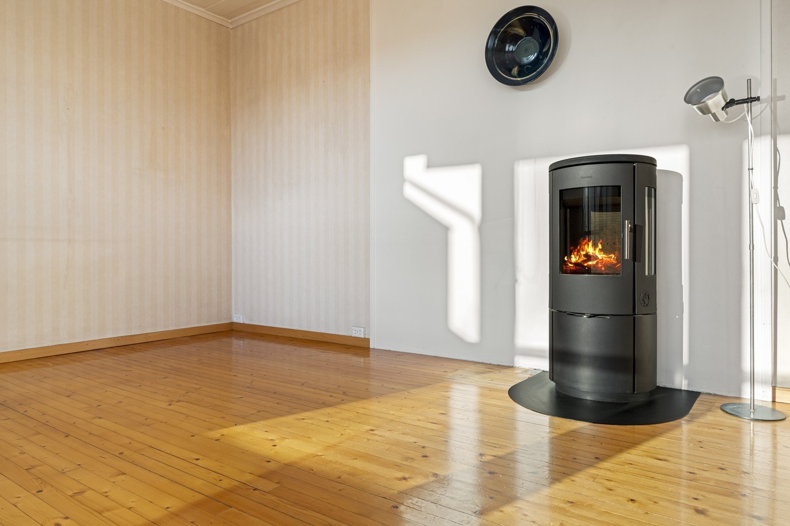 Peisovn byr på strømbesparende oppvarming Galleribilde